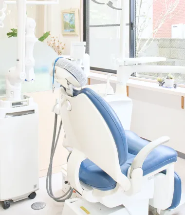 院長　糸川　佳代